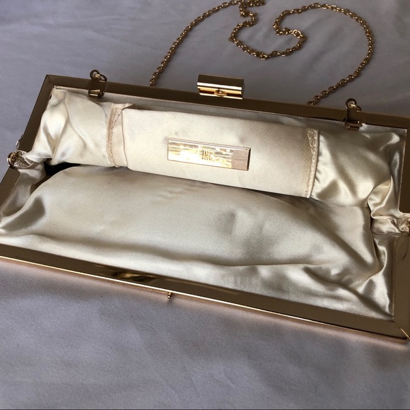 INC Clutch Purse Gold Metal Mesh - Picture 2 of 3